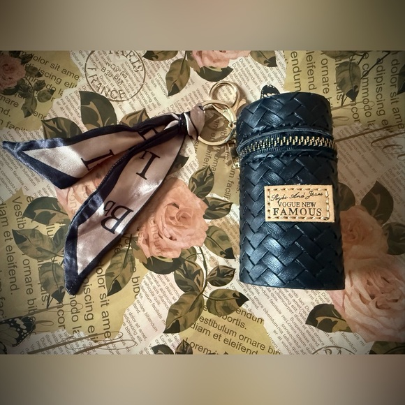 Source Unknown Accessories - Brown NWOT Woven Bag Charm/Key Holder with Scarf Accent